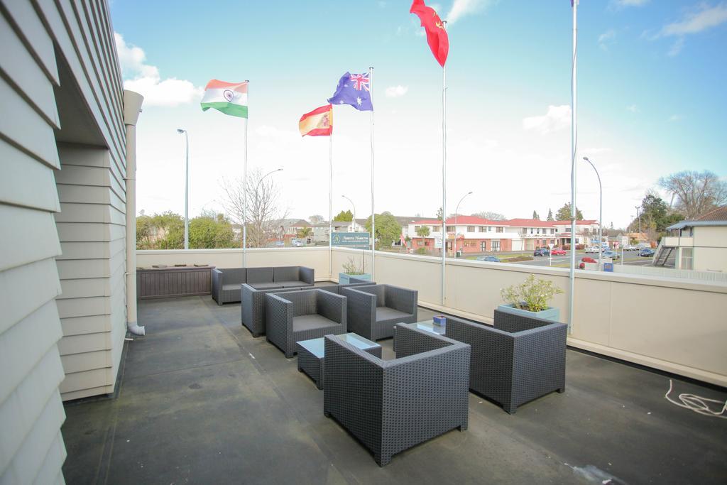 Abbots Hamilton - Hotel And Conference Centre Exterior photo